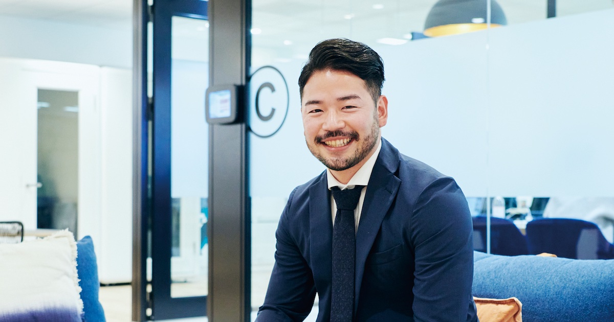 手のひらから世界のビジネス・オポチュニティをつなぐソリューション